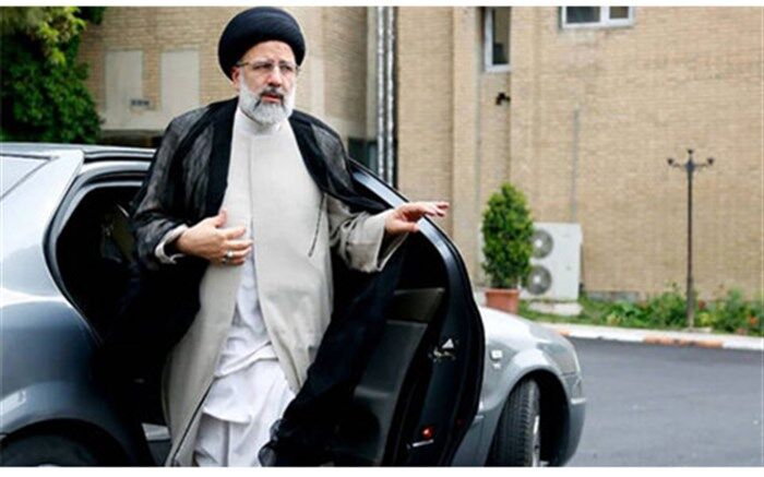 آیت‌الله رئیسی شهر کولاب را به مقصد تهران ترک کرد