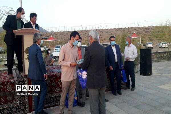 نشست تخصصی مدیران مدارس کاشمر  در آستانه سال تحصیلی جدید