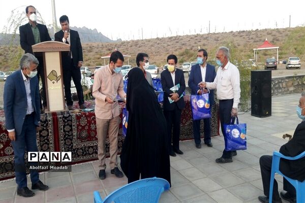 نشست تخصصی مدیران مدارس کاشمر  در آستانه سال تحصیلی جدید