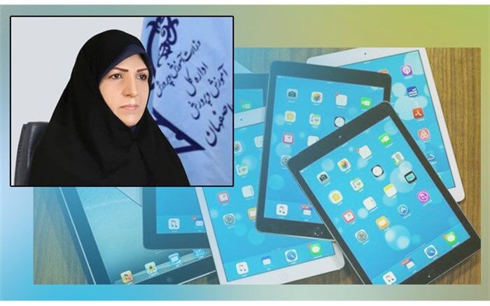 اهداء 60 دستگاه تبلت به دانش آموزان طرح شاهد
