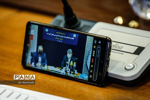 نشست خبری پیرامون مسائل شبکه آموزشی شاد