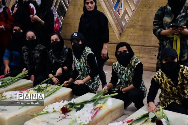 مراسم عطر افشانی و غبارروبی شهدای خوشنام