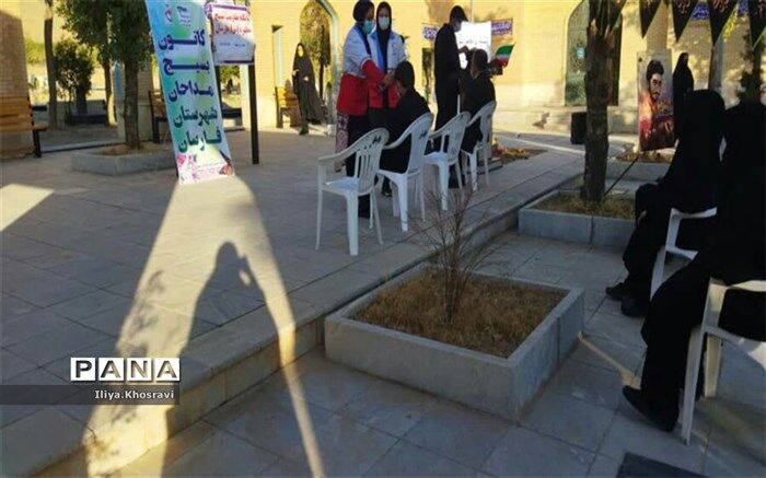 غبار روبی گلزار شهدا شهر فارسان