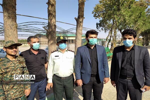 عطر افشانی مزار شهدای فشافویه در دومین روز از هفته دفاع مقدس