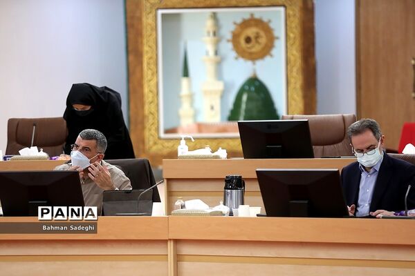 جلسه قرارگاه عملیاتی ستاد مبارزه با کرونا