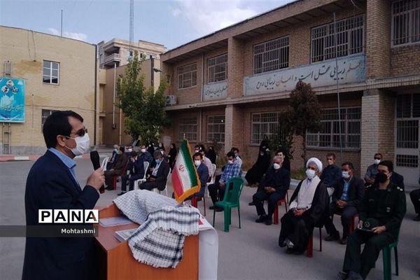 نواختن زنگ ایثار ومقاومت در خراسان شمالی