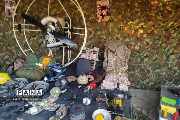 نمایشگاه هشت سال جنگ دفاع مقدس در فرهنگسرای ولا شهرری