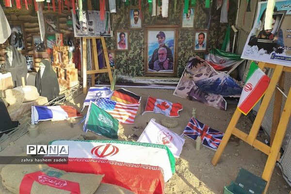 نمایشگاه هشت سال جنگ دفاع مقدس در فرهنگسرای ولا شهرری