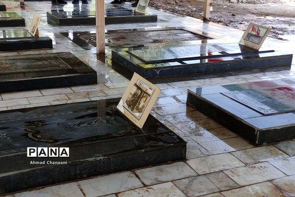 برگزاری آیین غبار روبی و عطر افشانی مزار مطهر شهدای کوت عبدالله