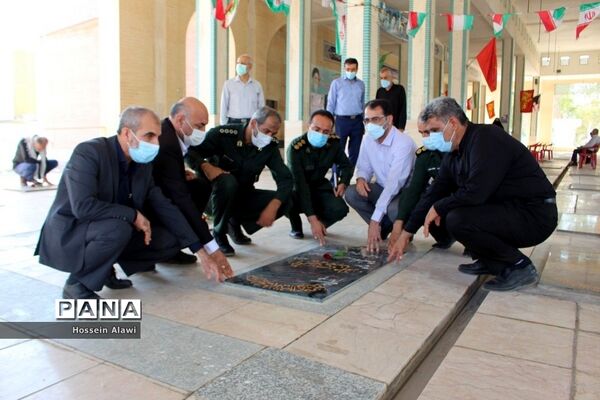 یادواره شهدای فرهنگی و دانش‌آموز شهرستان دشتی