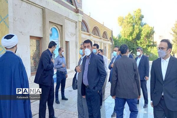 تجدید میثاق و عطر افشانی قبور مطهر شهدا در بوشهر
