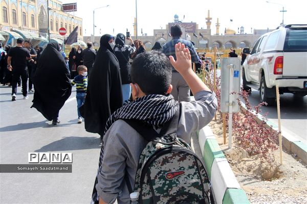 راهپیمایی عظیم جاماندگان اربعین حسینی(ع)