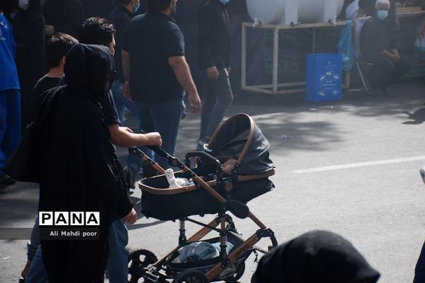 راهپیمایی جاماندگان اربعین حسینی درشهرستان ری