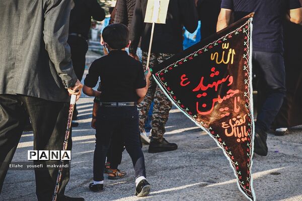 مراسم پیاده روی جاماندگان اربعین حسینی در شهرستان امیدیه