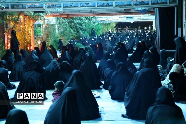 سومین برنامه شب‌های پرستاره در قم