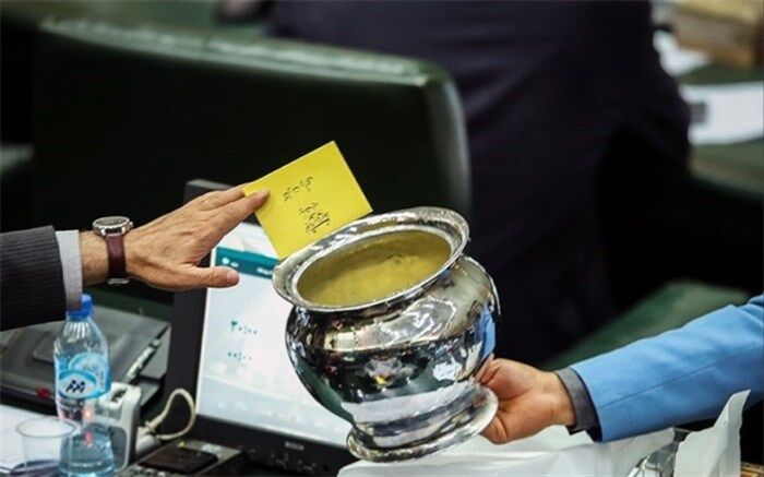 نماینده تهران: طرح شفافیت آرای نمایندگان در نوبت دستور صحن است