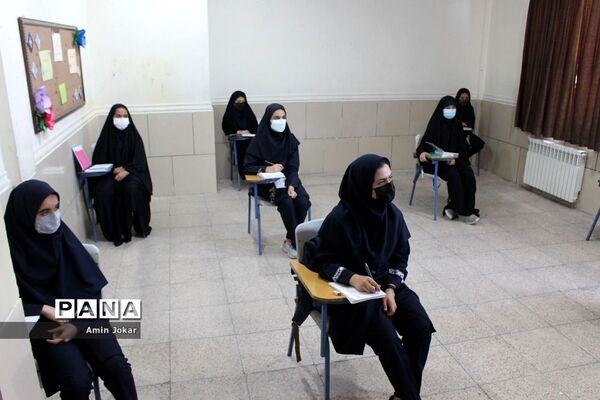 آیین نواختن زنگ آغاز سال تحصیلی در فارس