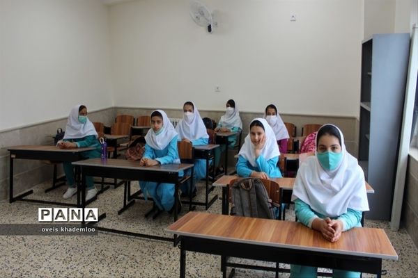 آیین آغاز سال تحصیلی در دبستان سعادت شهرستان گلوگاه