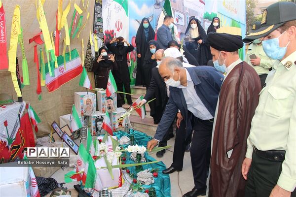آیین بازگشایی مدارس منطقه ۱۷، در مدرسه شهدای گمنام