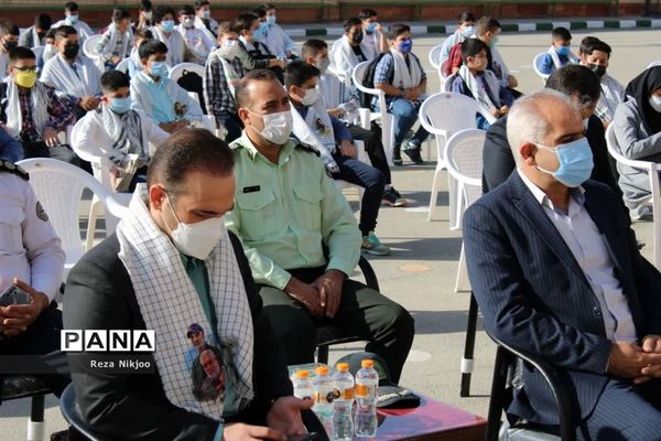 نواخته شدن زنگ بازگشایی مدارس شهرستان بهارستان