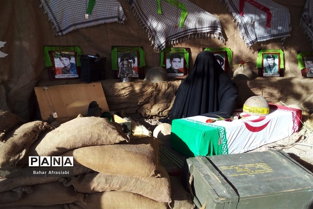 نواختن زنگ ایثار در دبیرستان شاهد بهشت رباط کریم