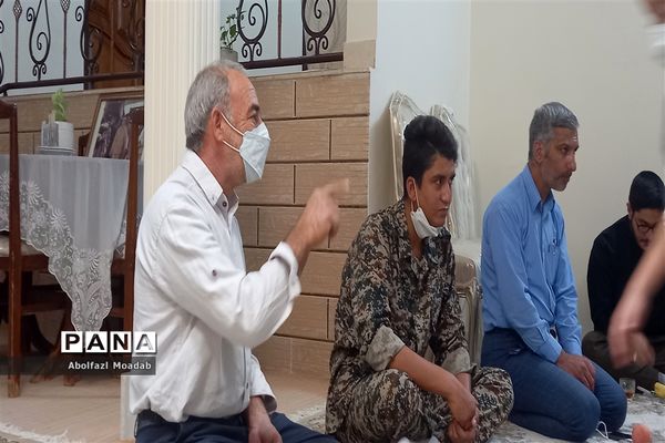 آیین تجلیل از خانواده شهدای کاشمری