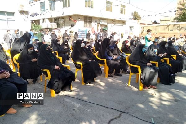 برگزاری مراسم گرامیداشت شهدا در اداره آموزش و پرورش ملارد