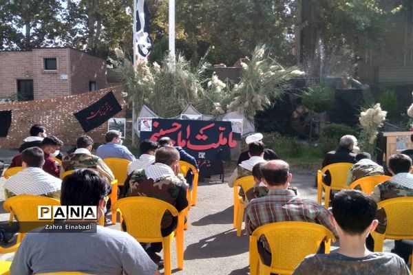 برگزاری مراسم گرامیداشت شهدا در اداره آموزش و پرورش ملارد