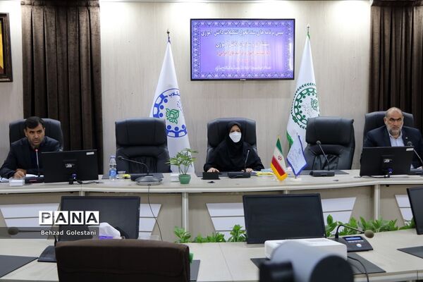 جلسه تبیین برنامه‌های سند تحول تشکیلات سازمان دانش‌آموزی در ارومیه