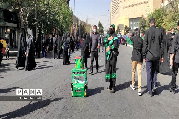 برگزاری مراسم راهپیمایی اربعین حسینی در تهران با حضور فرمانده کل سپاه  پاسداران انقلاب اسلامی