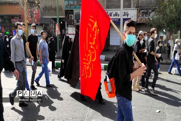برگزاری مراسم راهپیمایی اربعین حسینی در تهران با حضور فرمانده کل سپاه  پاسداران انقلاب اسلامی