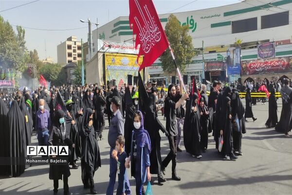 برگزاری مراسم راهپیمایی اربعین حسینی در تهران با حضور فرمانده کل سپاه  پاسداران انقلاب اسلامی