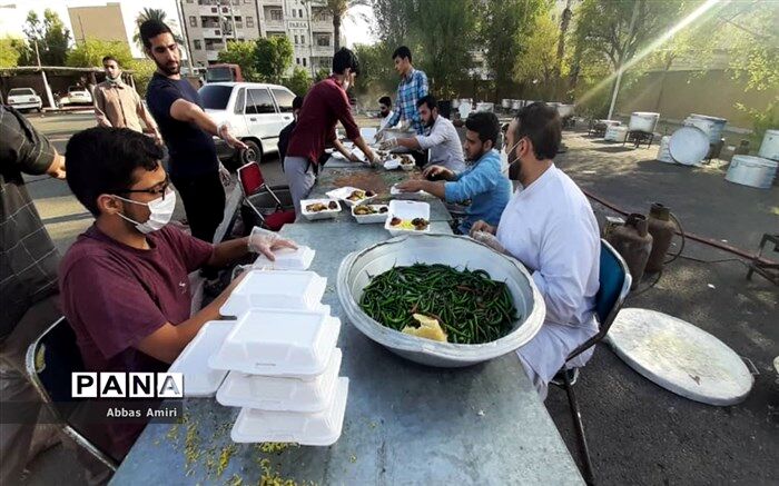 توزیع ۱۰ هزار پرس غذای گرم میان مددجویان تهرانی