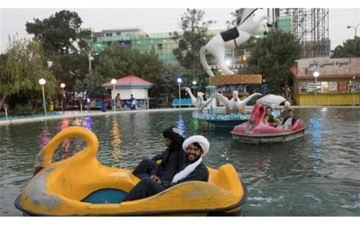 هشدار طالبان به اعضای جوان خود درباره خوشگذرانی و دلقک‌بازی