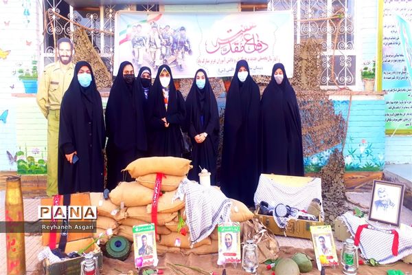 مراسم آیین نواختن زنگ ایثار و مقاومت در قرچک