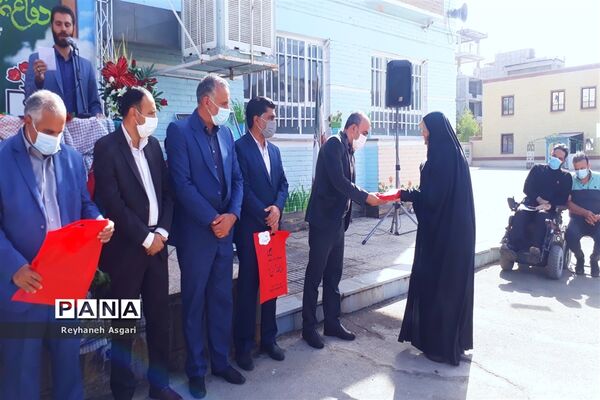 مراسم آیین نواختن زنگ ایثار و مقاومت در قرچک