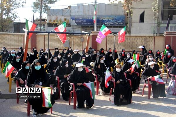 آیین استانی نواختن زنگ ایثار و مقاومت در مدرسه شاهد دالکی ناحیه 1 شیراز