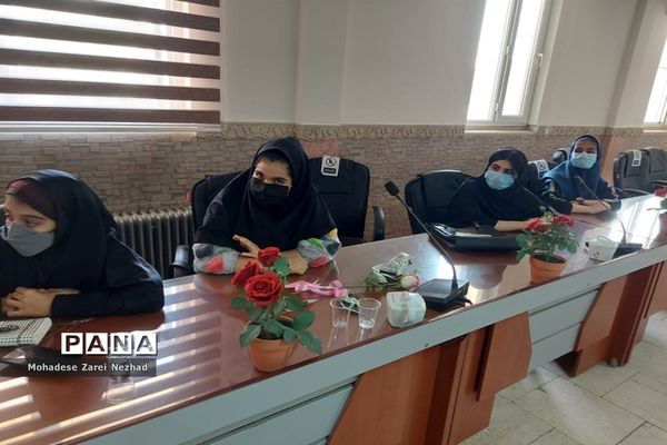 برگزاری جلسه هماهنگی با خبرنگاران پانا در شهرستان قرچک