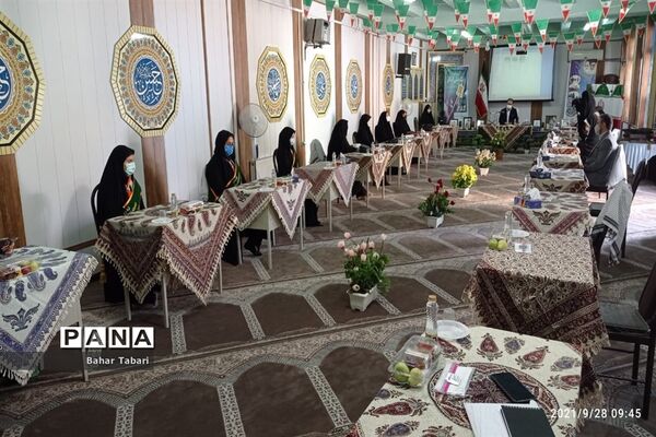 نواختن زنگ ایثار و مقاومت در منطقه ۵ تهران