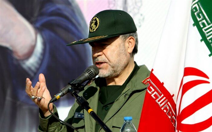 معاون سیاسی سپاه: تقویت وحدت و انسجام سیاسی از دستاوردهای دفاع مقدس است