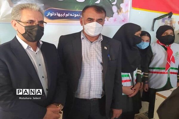 شور عاطفه‌ها در مدارس دلوار