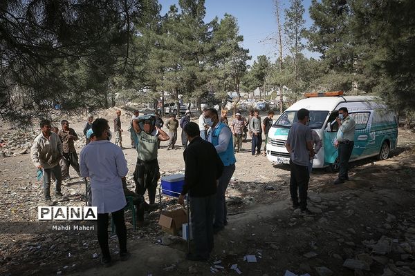 تزریق واکسن سیار برای اقشار آسیب پذیر و افراد بی سرپناه و کودکار کار