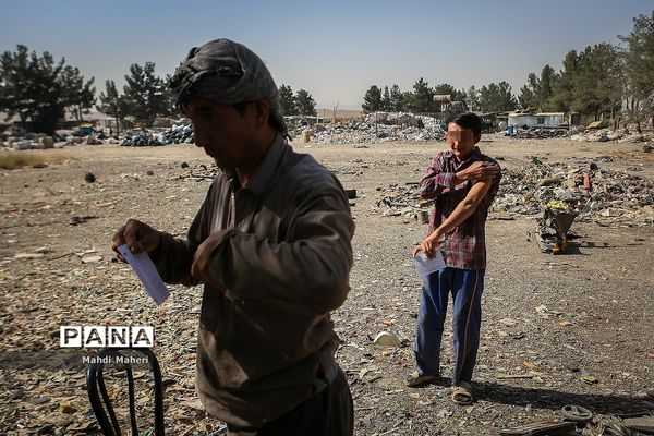 تزریق واکسن سیار برای اقشار آسیب پذیر و افراد بی سرپناه و کودکار کار