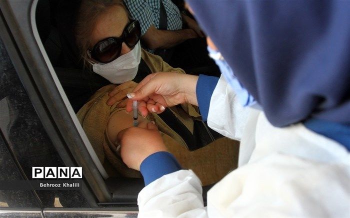 آغاز واکسیناسیون خودرویی و ثابت در ایستگاه‌های منتخب متروی تهران