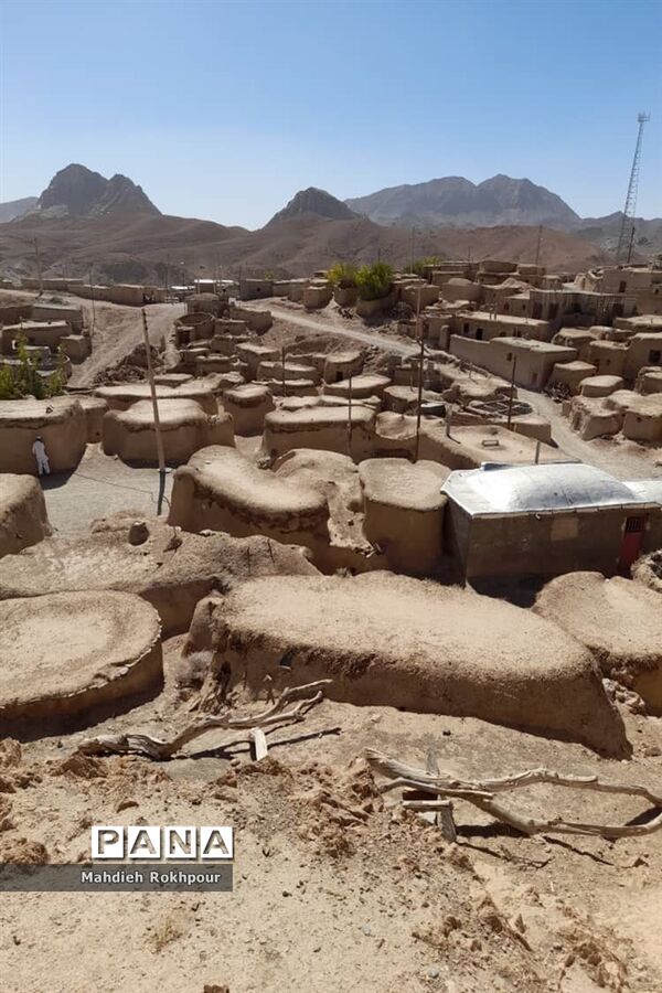 ماخونیک، سرزمین لی لی پوت ها