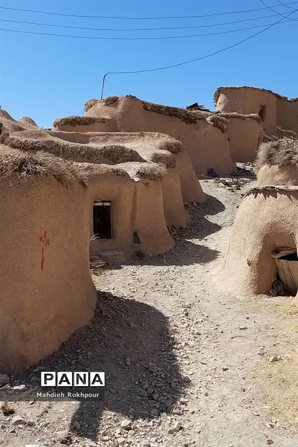 ماخونیک، سرزمین لی لی پوت ها