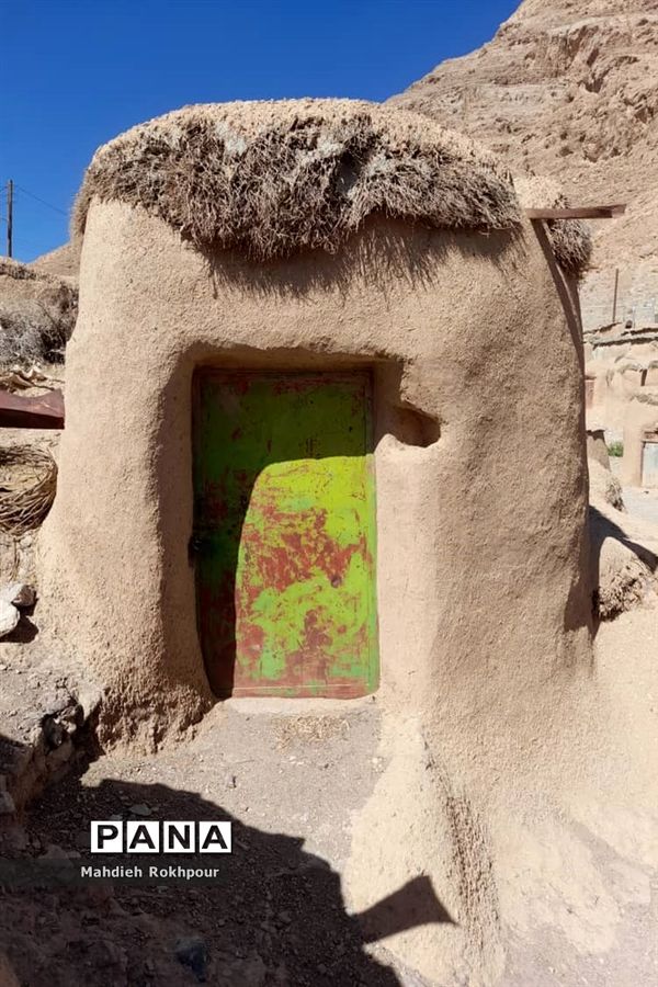 ماخونیک، سرزمین لی لی پوت ها