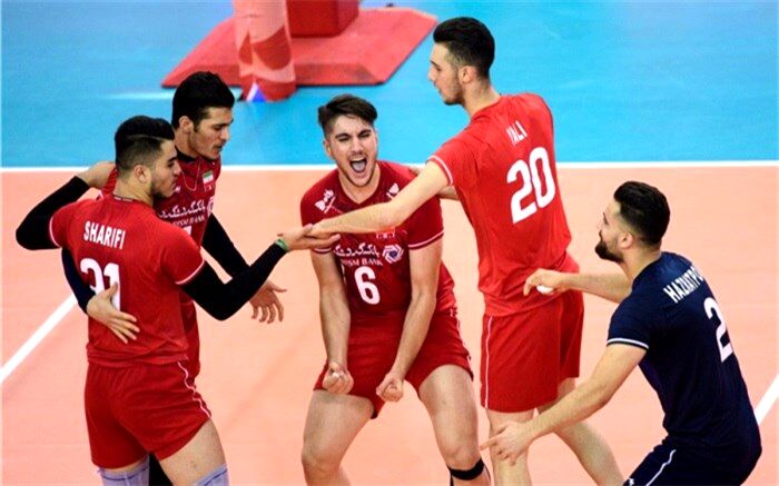 شاگردان عطایی برای کسب عنوان نهمی جهان  رقابت می‌کنند