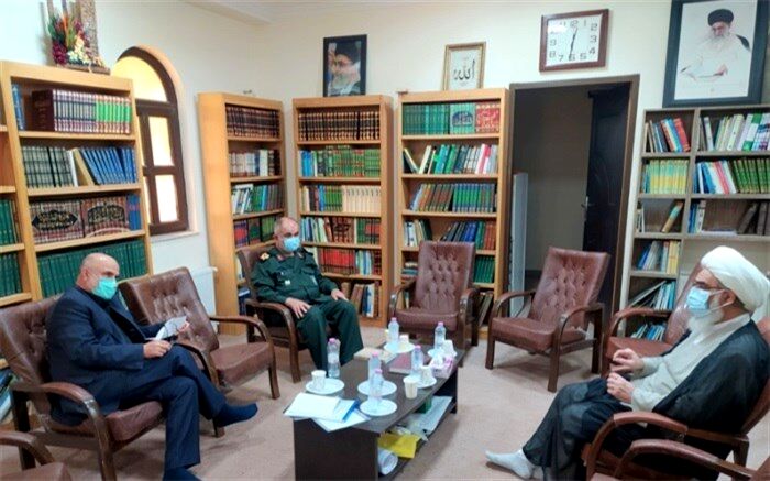 نشست استاندار و فرمانده سپاه امام صادق (ع) با آیت الله صفایی بوشهری