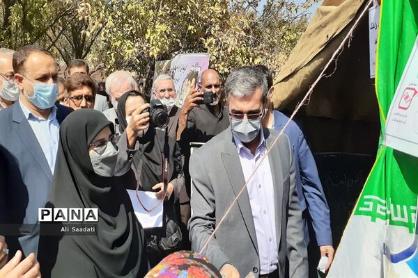 نواختن زنگ آغاز فعالیت مدارس عشایری خراسان رضوی
